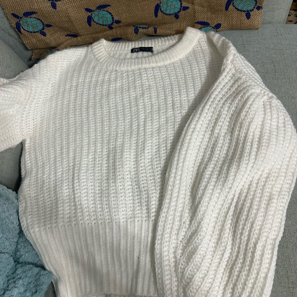 Zara White Textured Crew Neck Sweater
